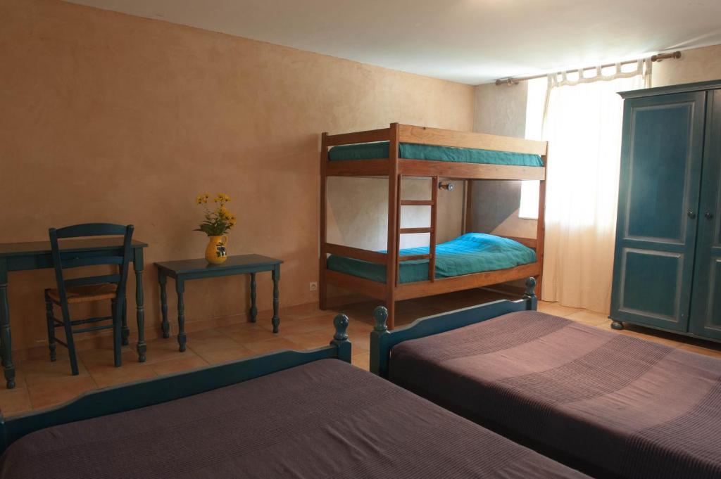 Hotel Domaine Bellelauze Bouriège Zimmer foto